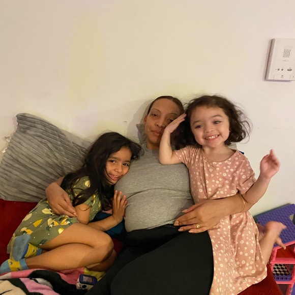 Meet your Posher, Aranelis - Picture 3 of 3